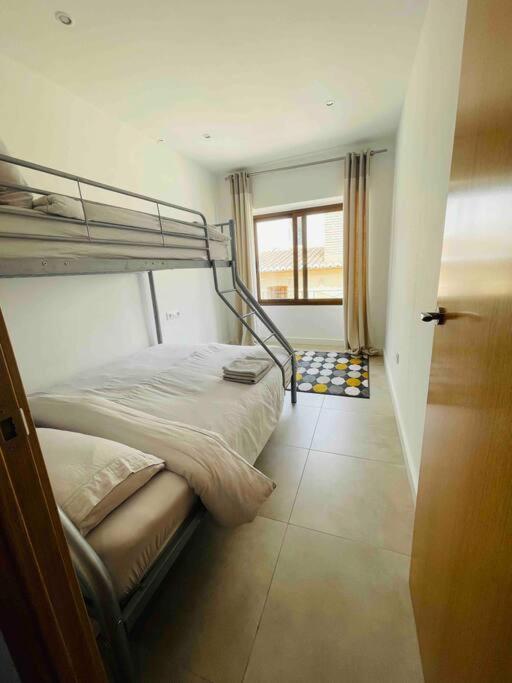 Attic Apartment In Old Town Dénia Esterno foto