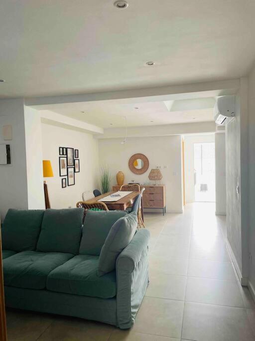 Attic Apartment In Old Town Dénia Esterno foto
